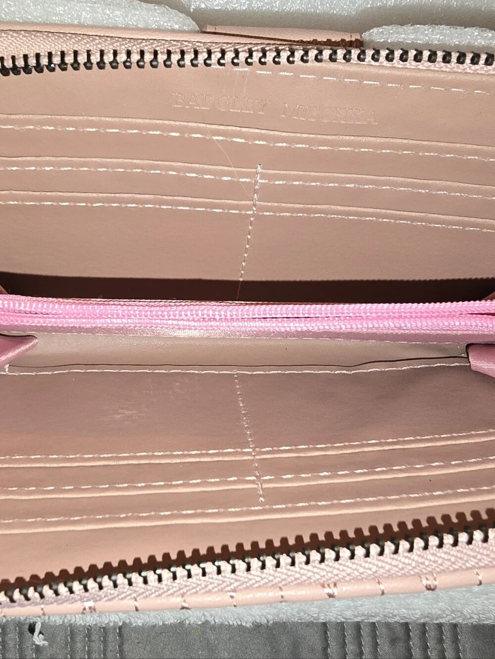 Badgley Mischka Pink Vegan Leather Geometric Quilted Wristlet Wallet NWT